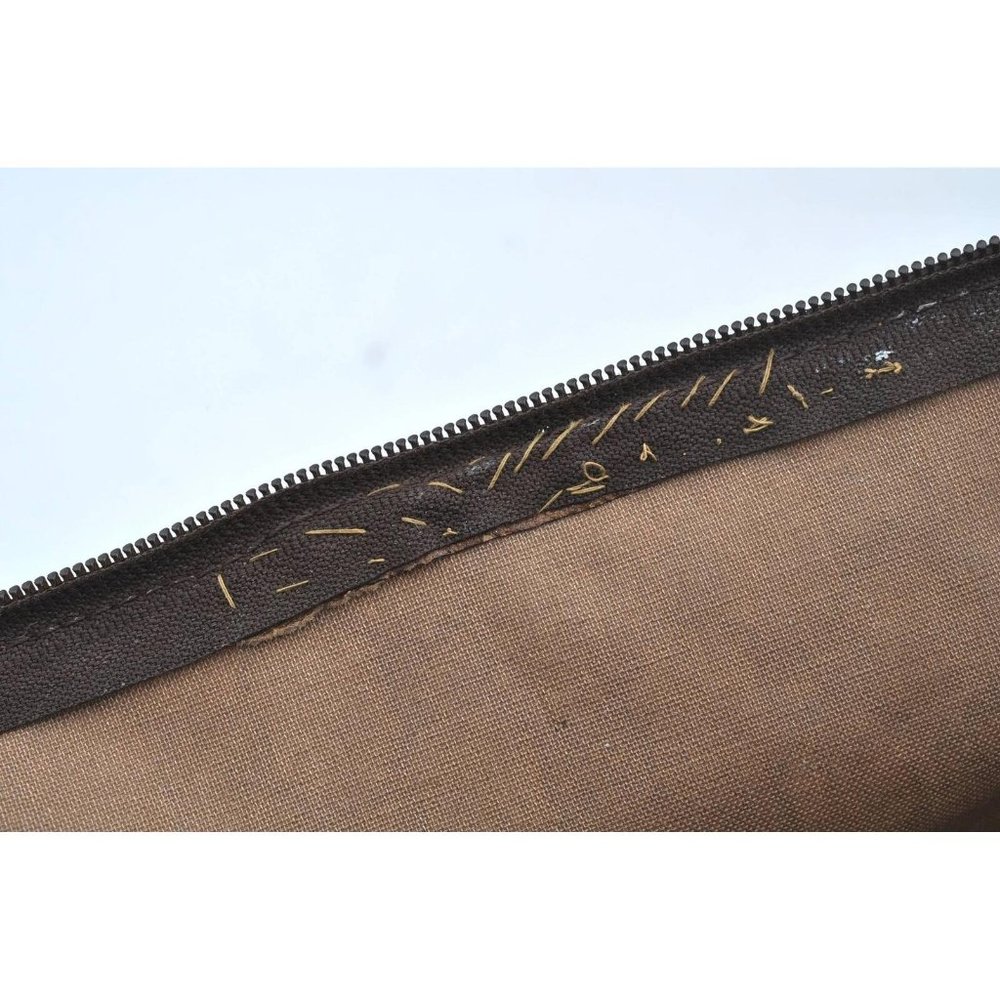 Gucci Gray Monogram Travel Tote with Green and Red Straps - Picture 11 of 12